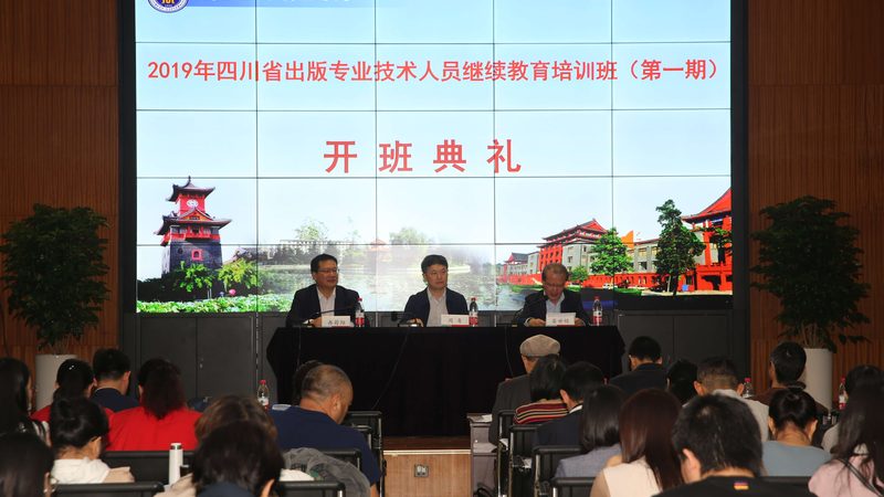 专升本一对一辅导的费用通常由以下几个部分构成：